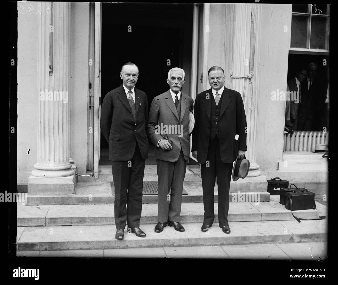 Calvin Coolidge, Andrew Mellon e Herbert Hoover. La Casa Bianca di Washington, D.C. Foto Stock