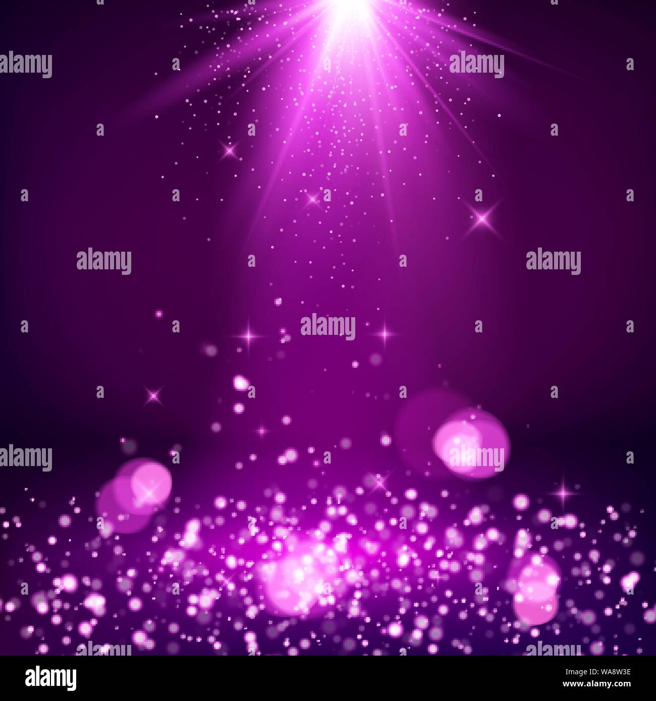 Luci sfocate bokeh di fondo. I raggi di luce dorata e la caduta di polvere scintillante. La magia dello sfondo. Shiny spotlight o scena. Illustrazione Vettoriale Illustrazione Vettoriale