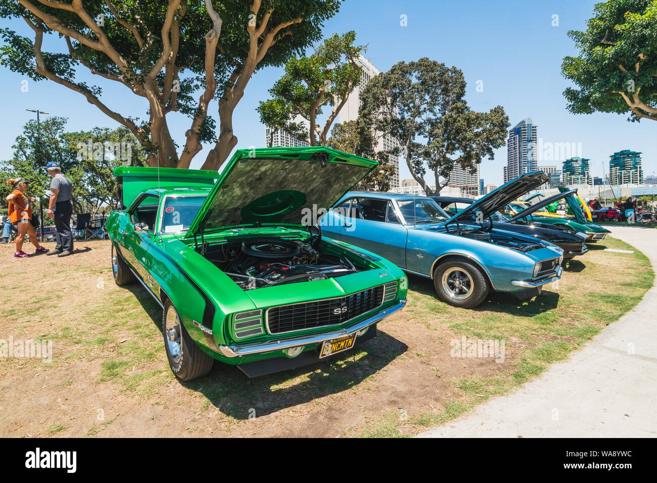 San Diego/STATI UNITI D'America - 11 agosto 2019 Main Street America Corvette Car Show in Marina Parco Nord - Seaport Village a San Diego, California Foto Stock