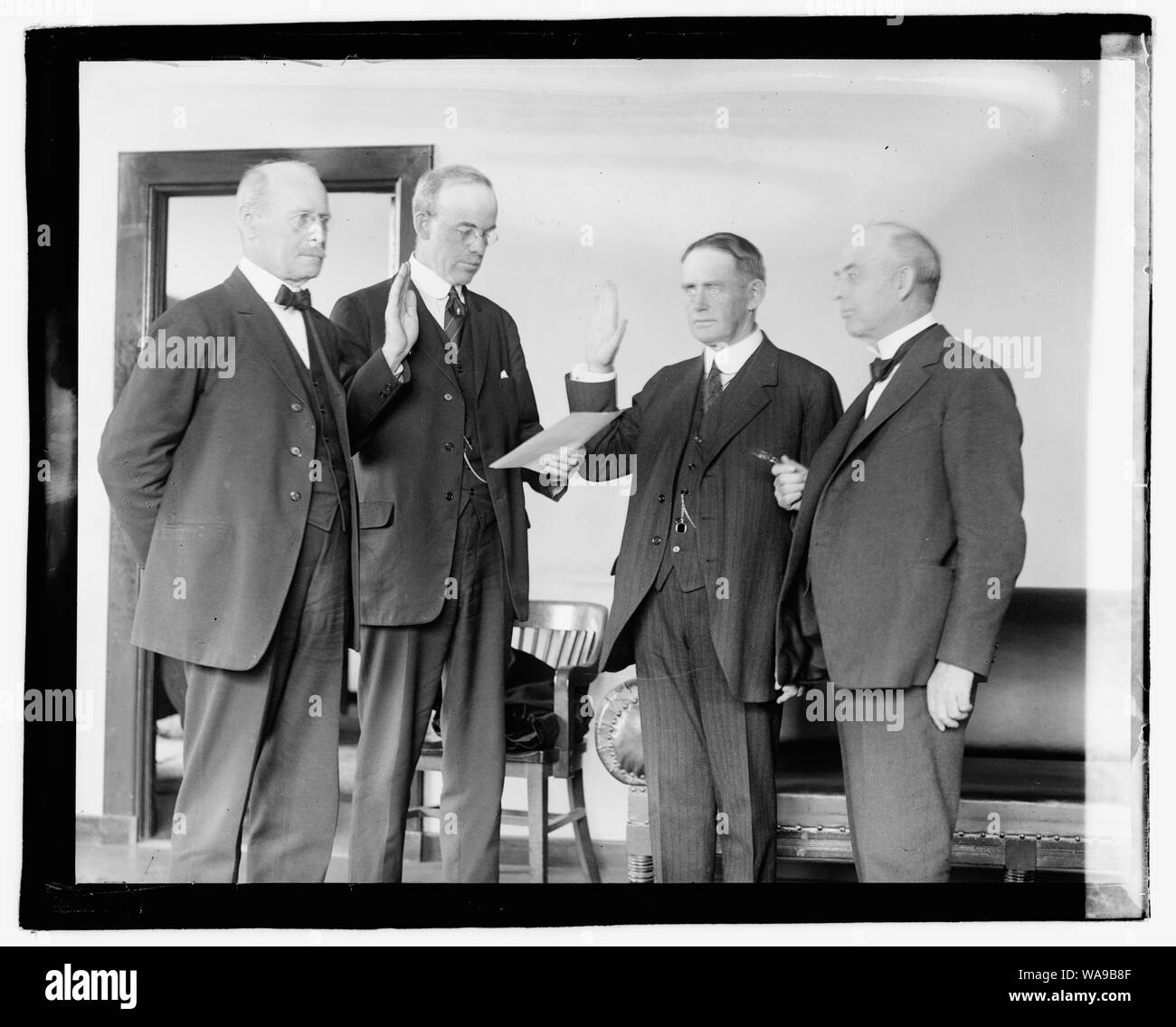 Chas. H. Burke, Com. Di Affari Indiani, 4/1/21 Foto Stock