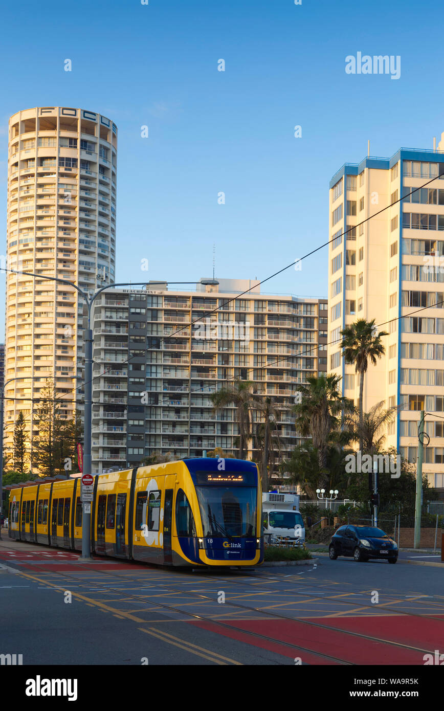 Light Rail tram Network (G) Collegamento a Surfers Paradise Boulevard Gold Coast di Queensland in Australia Foto Stock