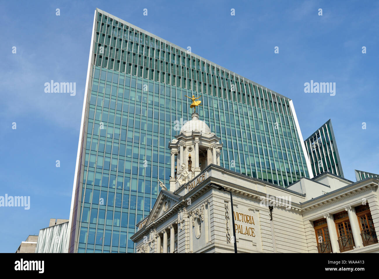 Victoria Palace Theatre, Victoria Street, Westminster, London, Regno Unito Foto Stock