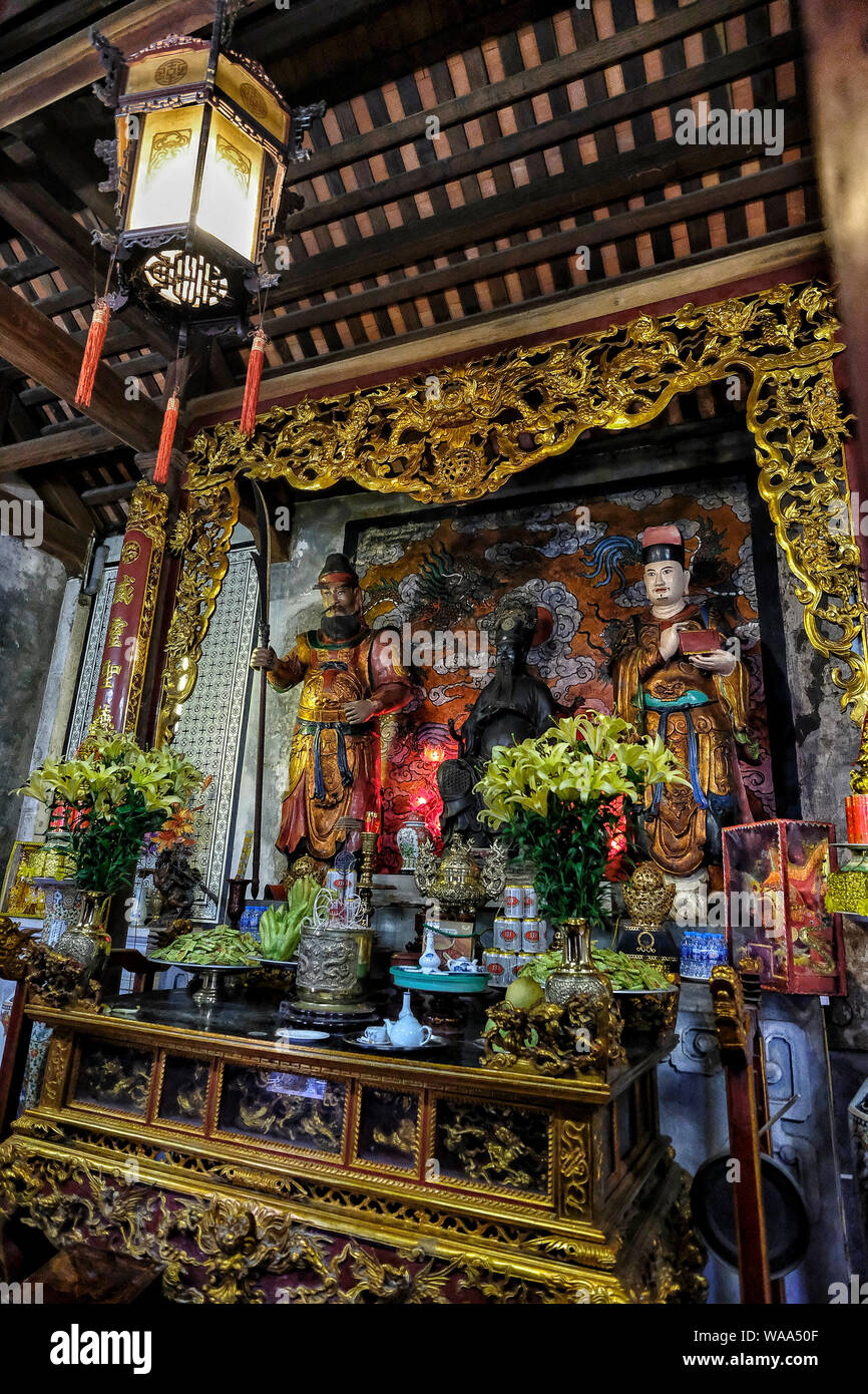 Hanoi, Vietnam - 29 agosto: All'interno della Quan De tempio su agosto 29, 2018 ad Hanoi, Vietnam. Foto Stock