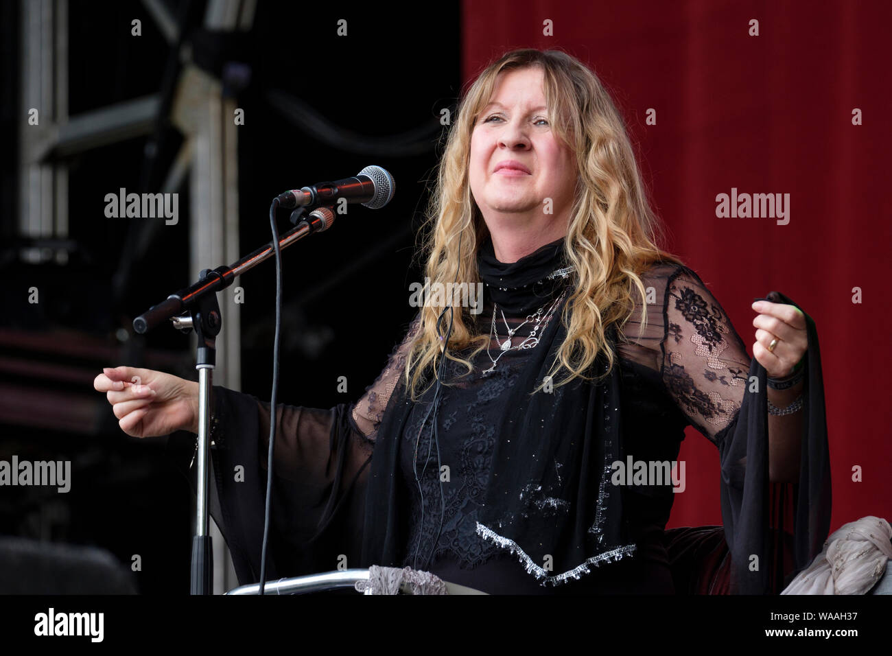Deborah Bonham effettuando in corrispondenza di Weyfest music festival, Tilford, Surrey, Regno Unito. Agosto 17, 2019 Foto Stock