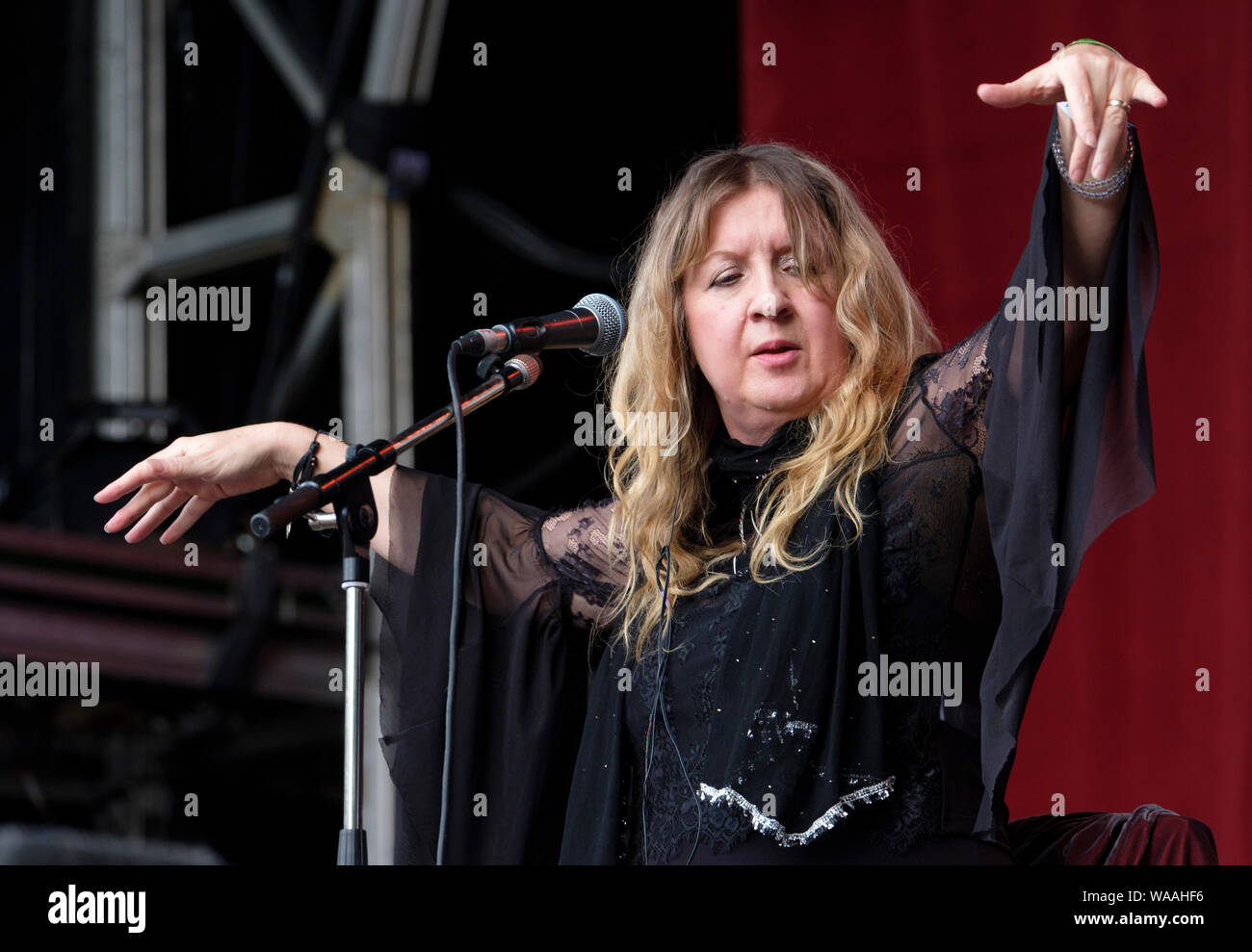 Deborah Bonham effettuando in corrispondenza di Weyfest music festival, Tilford, Surrey, Regno Unito. Agosto 17, 2019 Foto Stock
