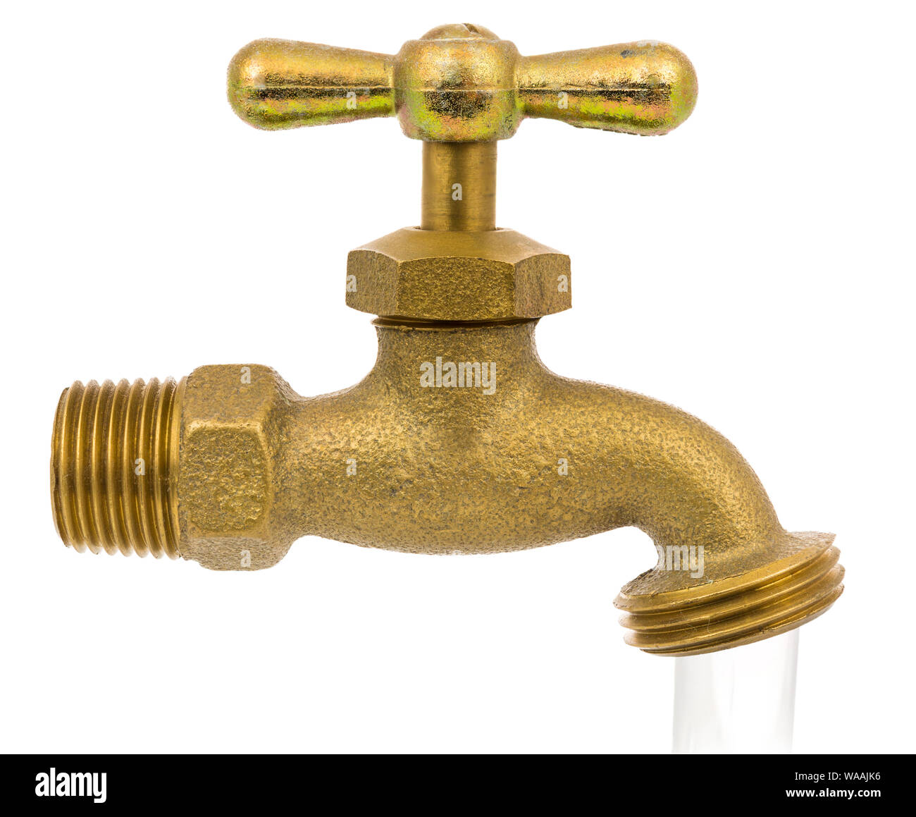 In ottone antico rubinetto, isolamento con crescente area di messa a fuoco e i tracciati di ritaglio Foto Stock