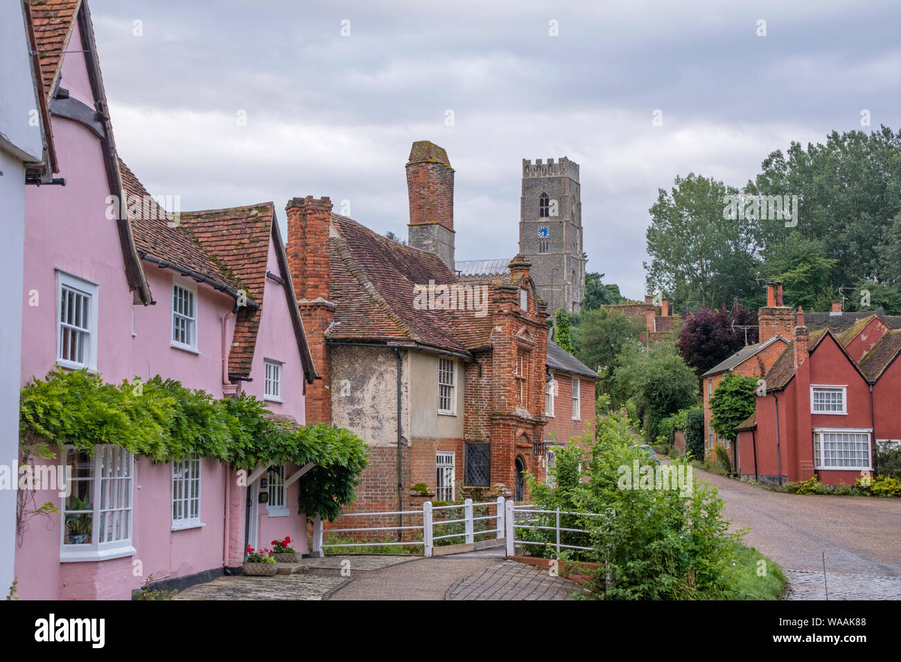 La pittoresca di legno a villaggio di Kersey, Suffolk, Inghilterra, Regno Unito Foto Stock