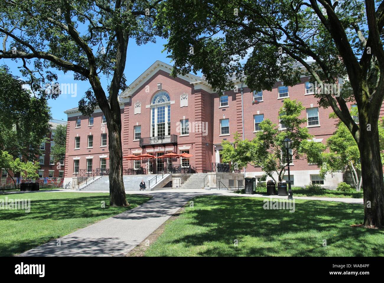 La provvidenza, Stati Uniti d'America - 8 giugno 2013: Persona visite Brown University campus di Providence, Rhode Island. Brown è uno dei più prestigiosi Ivy League private Foto Stock