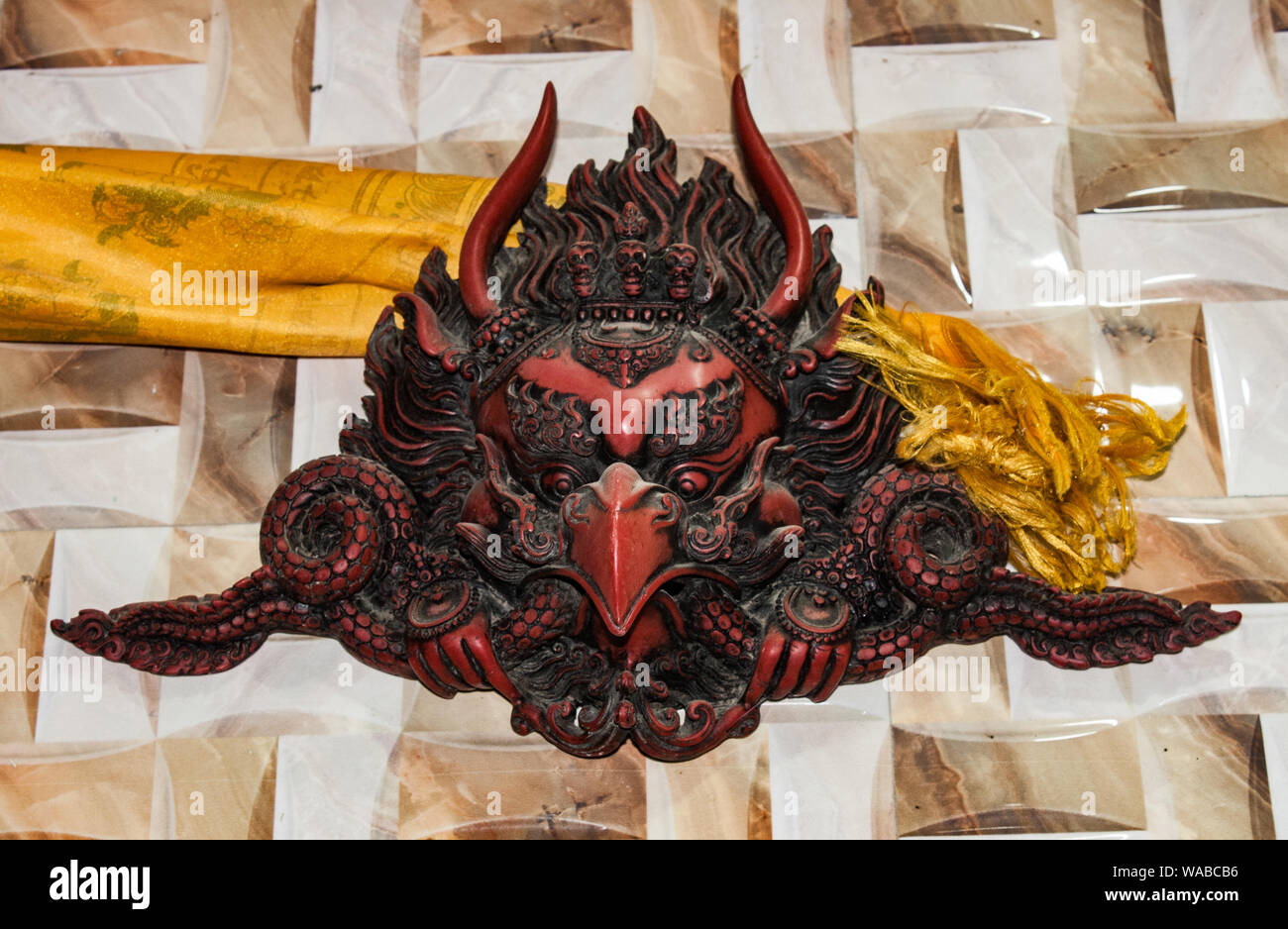 Antiche arti artigianali appese al muro. Foto Stock