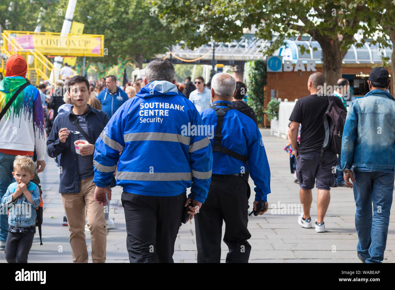 Southbank pattuglia di sicurezza, Southbank, london, Regno Unito Foto Stock