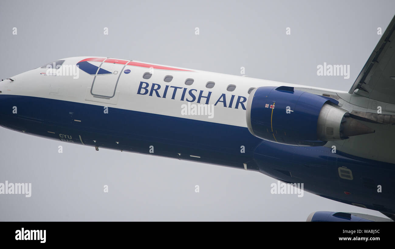 Glasgow, Regno Unito. Il 24 aprile 2019. Nuovo business hub collegamenti per gli enti locali e gli operatori internazionali all'Aeroporto Internazionale di Glasgow. Colin Fisher/CDFIMAGES.COM Credito: Colin Fisher/Alamy Live News Foto Stock