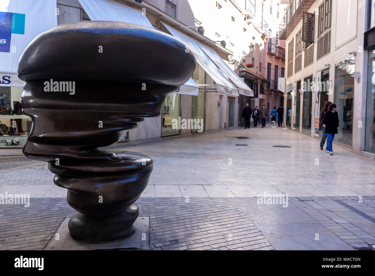 La scultura di punti di vista, da Tony Cragg , Malaga, Andalusia, Spagna Foto Stock