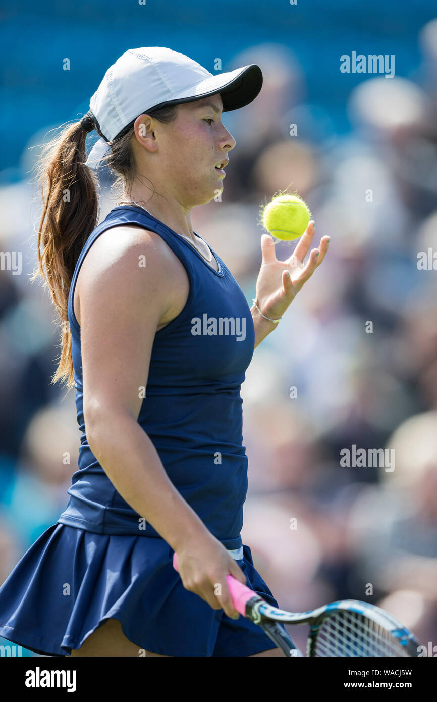 Aegon International 2016, Eastbourne Inghilterra - Tara Moore di Gran Bretagna in azione contro Ekaterina Makarova della Russia. Lunedì, 20 Giugno, 2016. P Foto Stock