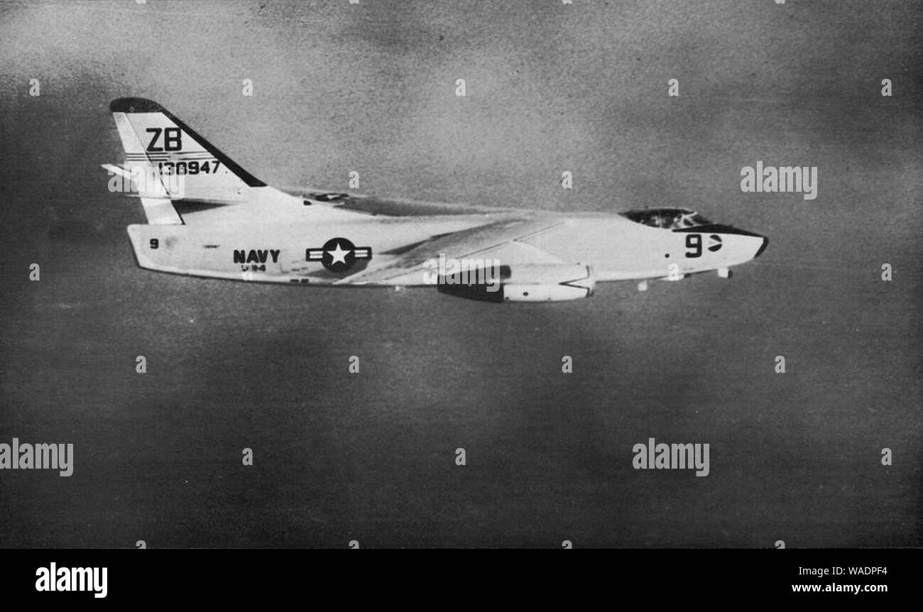 Douglas A-3B Skywarrior di VAH-4 in volo nel 1963. Foto Stock