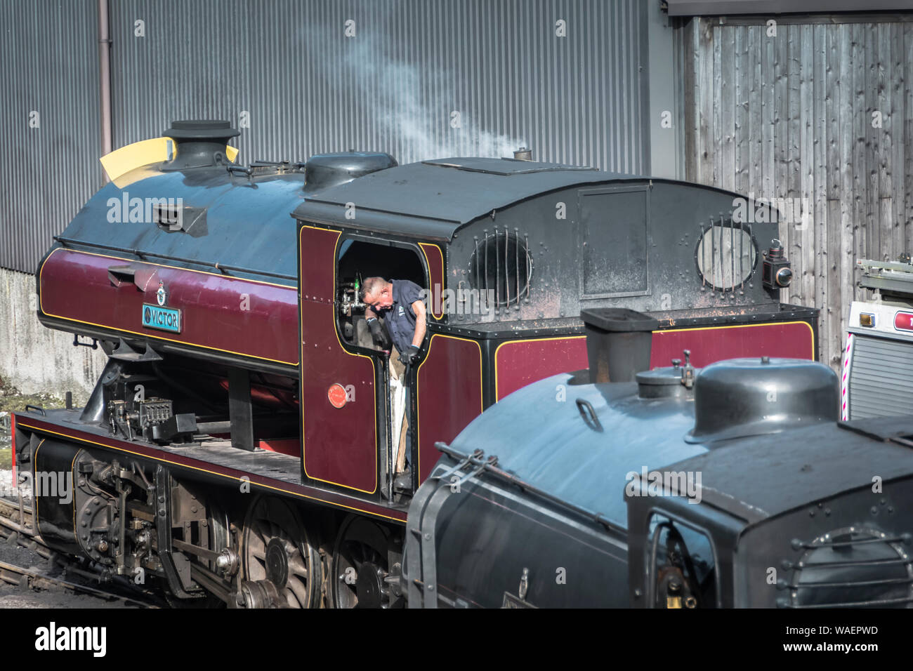Victor locomotiva a vapore a Haverthwaite stazione sul lungolago e Patrimonio Haverthwaite Railway vicino a Ulverston, Cumbria, Regno Unito Foto Stock