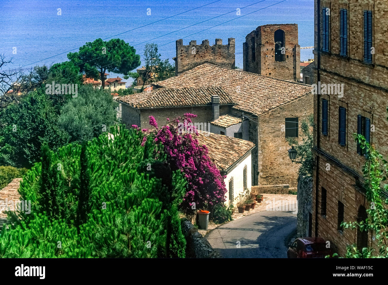 Italia Marche Grottammare Visualizza con sant'Agostino Foto Stock