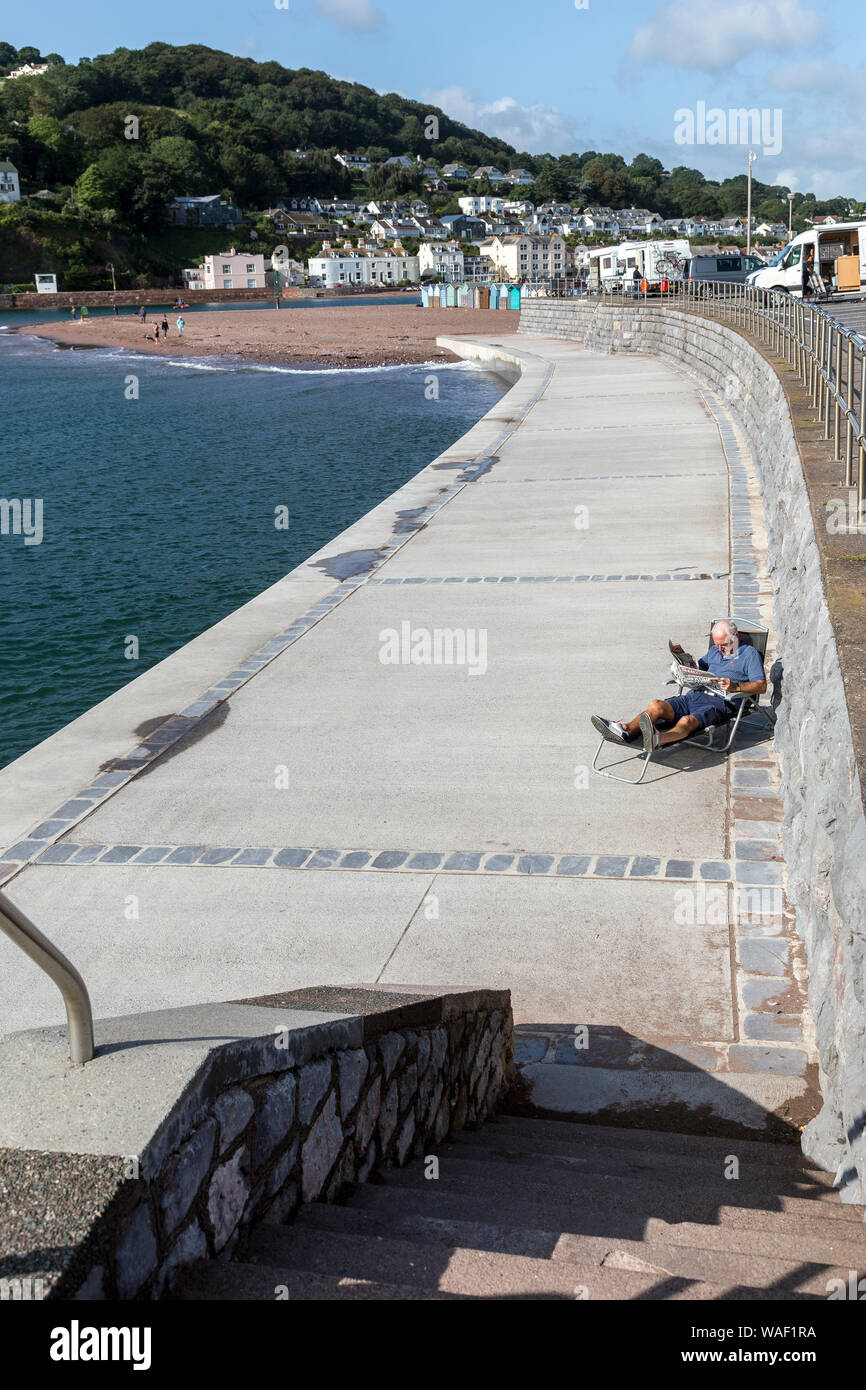 Teignmouth Devon,lettura del sole,UK, spiaggia, il lungomare, il Waterfront, Inghilterra, famoso luogo, nessun popolo, all'aperto, fotografia, Mare, turismo Foto Stock