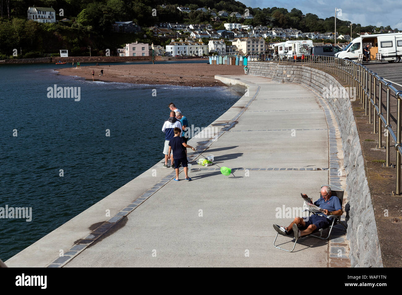 Teignmouth Devon,lettura del sole,UK, spiaggia, il lungomare, il Waterfront, Inghilterra, famoso luogo, nessun popolo, all'aperto, fotografia, Mare, turismo Foto Stock