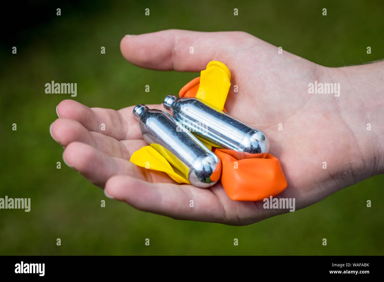 Gas esilarante immagini e fotografie stock ad alta risoluzione - Alamy