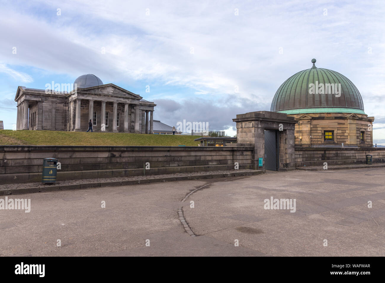 Edinburgh City Osservatorio sulla Calton Hill a Edimburgo, Scozia. È anche noto come il Calton Hill Osservatorio. Foto Stock