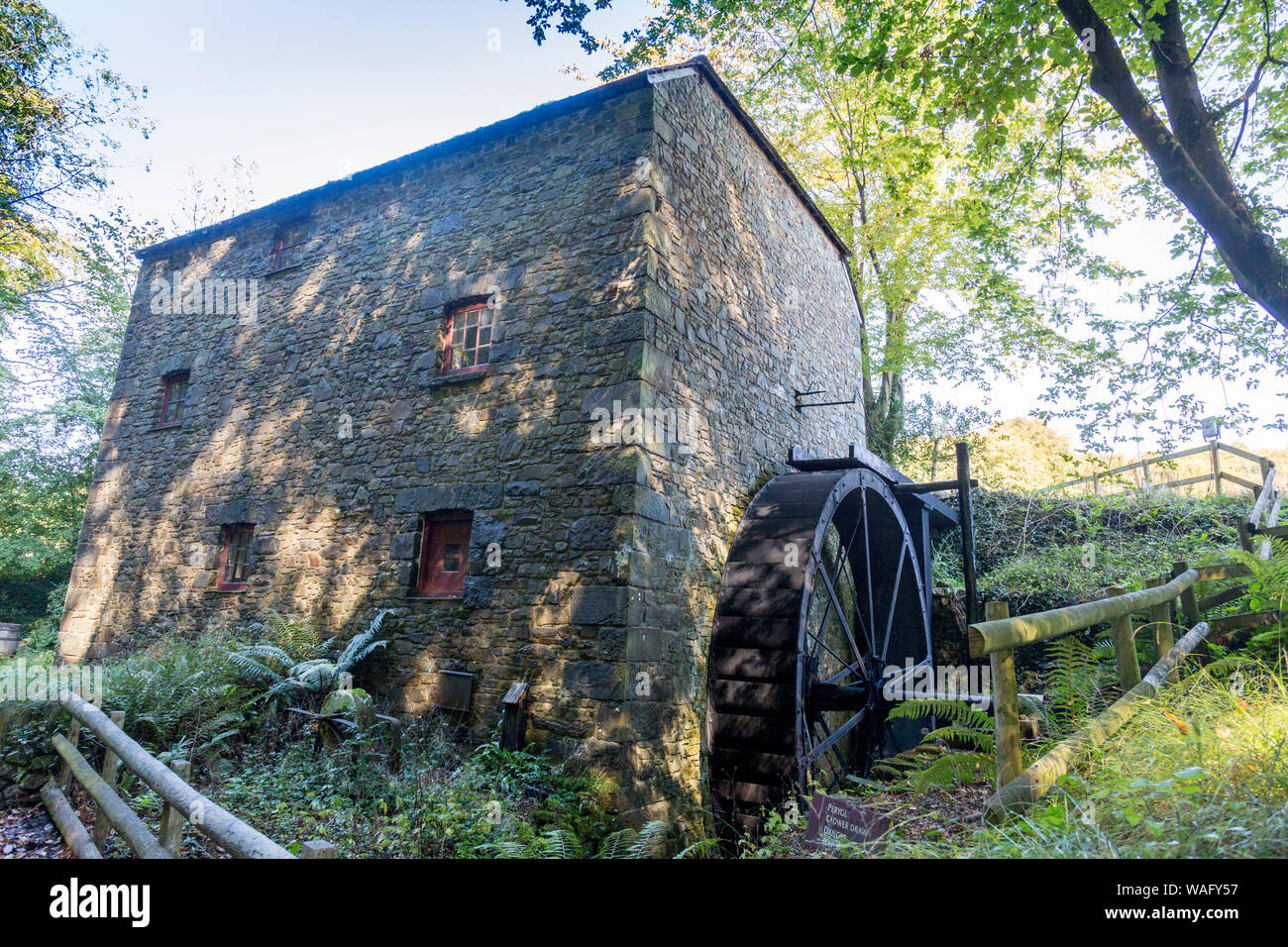 Melin Bompren corn mill da c1852 a St Fagans Museo Nazionale di Storia gallese, Cardiff Wales, Regno Unito Foto Stock