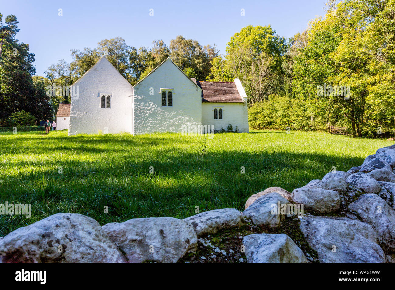 L'impostazione pastorale del c1520 St Teófilo la chiesa, Llandeilo presso il St Fagans Museo Nazionale di Storia gallese, Cardiff Wales, Regno Unito Foto Stock