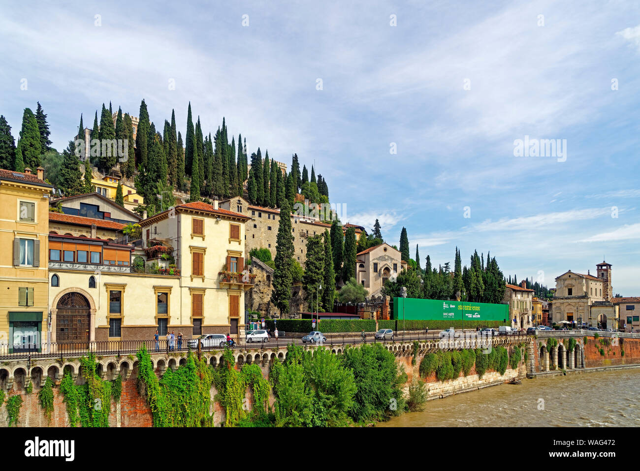 Fluss, Adige, Archäologisches Museum, Teatro Romano, Castel San Pietro, Verona Italien (Italia), 30077094 Foto Stock