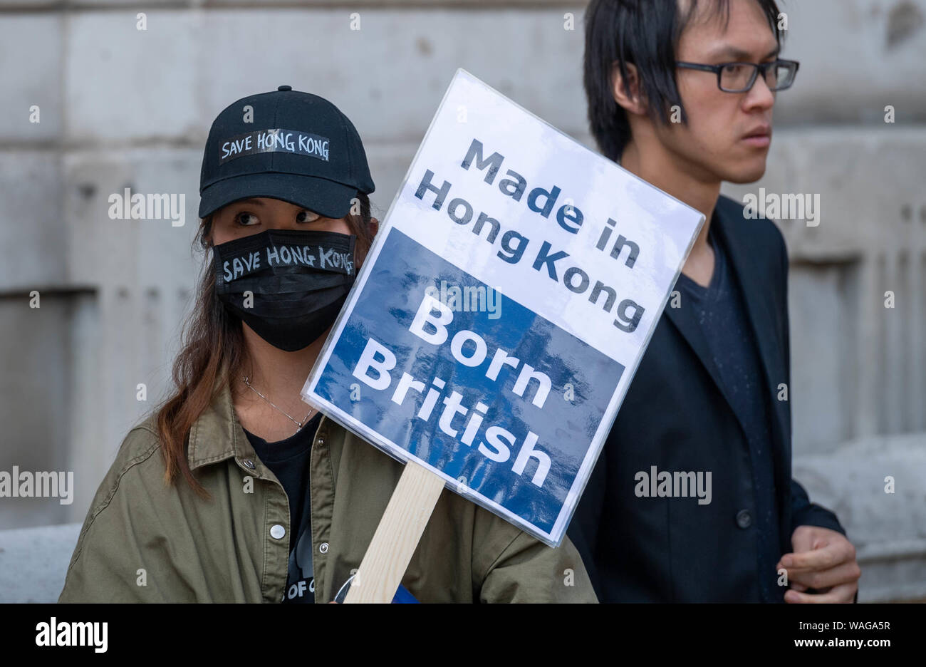 Londra 20 agosto 2019 Pro la democrazia di Hong Kong dimostranti fuori dal Cabinet Office in Whitehall London Credit Ian DavidsonAlamy Live News Foto Stock
