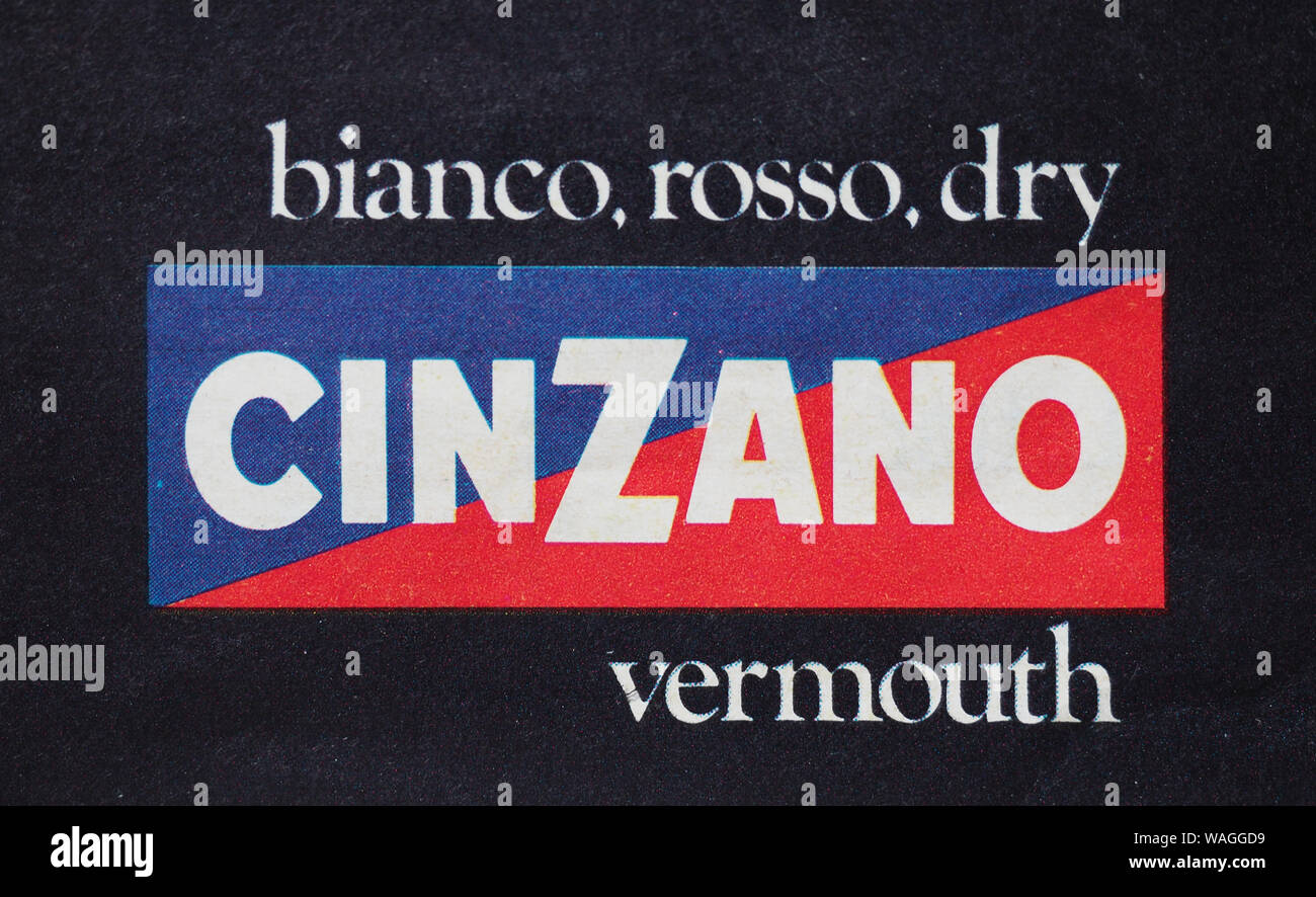 Torino, Italia - circa agosto 2019: vermouth Cinzano segno Foto Stock