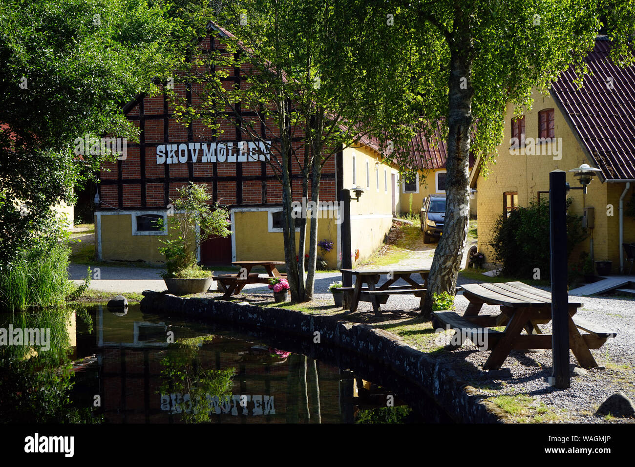 FEMMOELLER, Danimarca - CIRCA IL LUGLIO 2019 Skovmollen ristorante Foto Stock