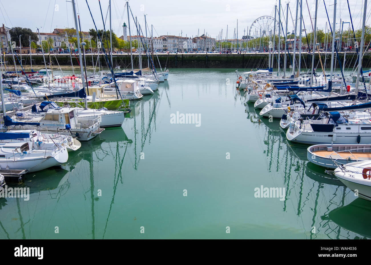 La Rochelle, Francia - 7 Maggio 2019: una vista del porto di vieux port de La Rochelle in Francia Foto Stock