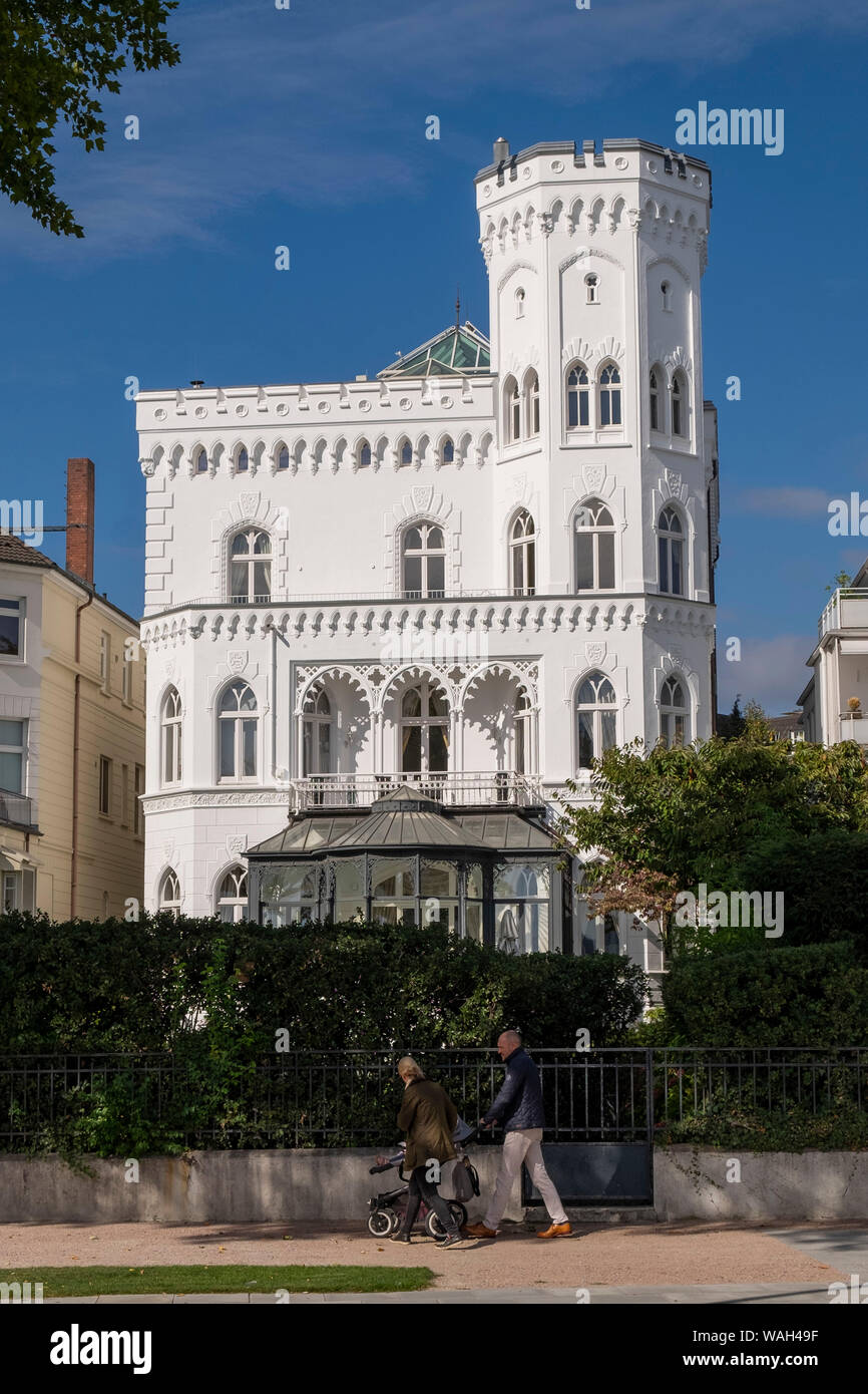 Villa al lago Aussenalster (esterno Lago Alster) di Amburgo, Germania Foto Stock