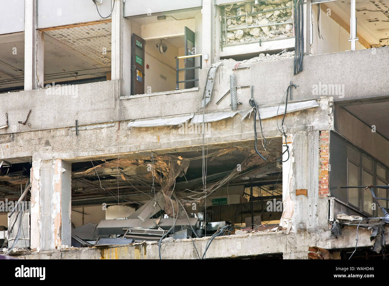 Interno dell'edificio dopo il forte terremoto sismica Foto Stock