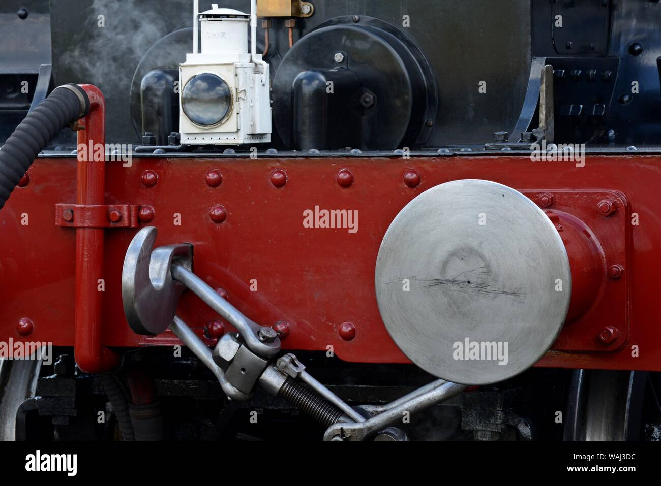 Una chiusura del buffer frontale di Great Western locomotiva a vapore 8271 Clun Castello a Tysleley deposito ferroviario, Birmingham Foto Stock