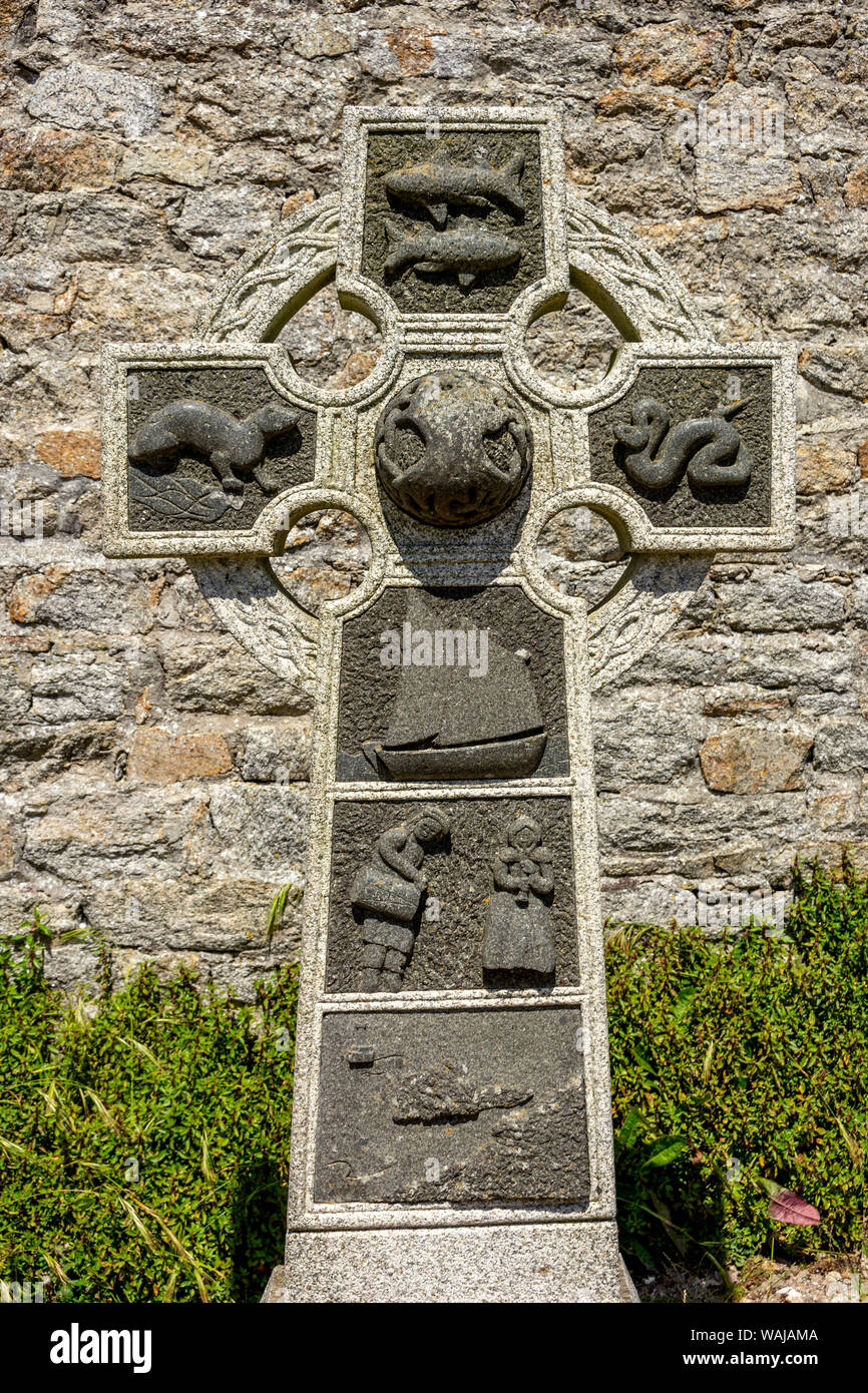 Cap Sizun, Celtic cross a Pointe du Raz, dipartimento Finistere, Bretagne, Francia Foto Stock