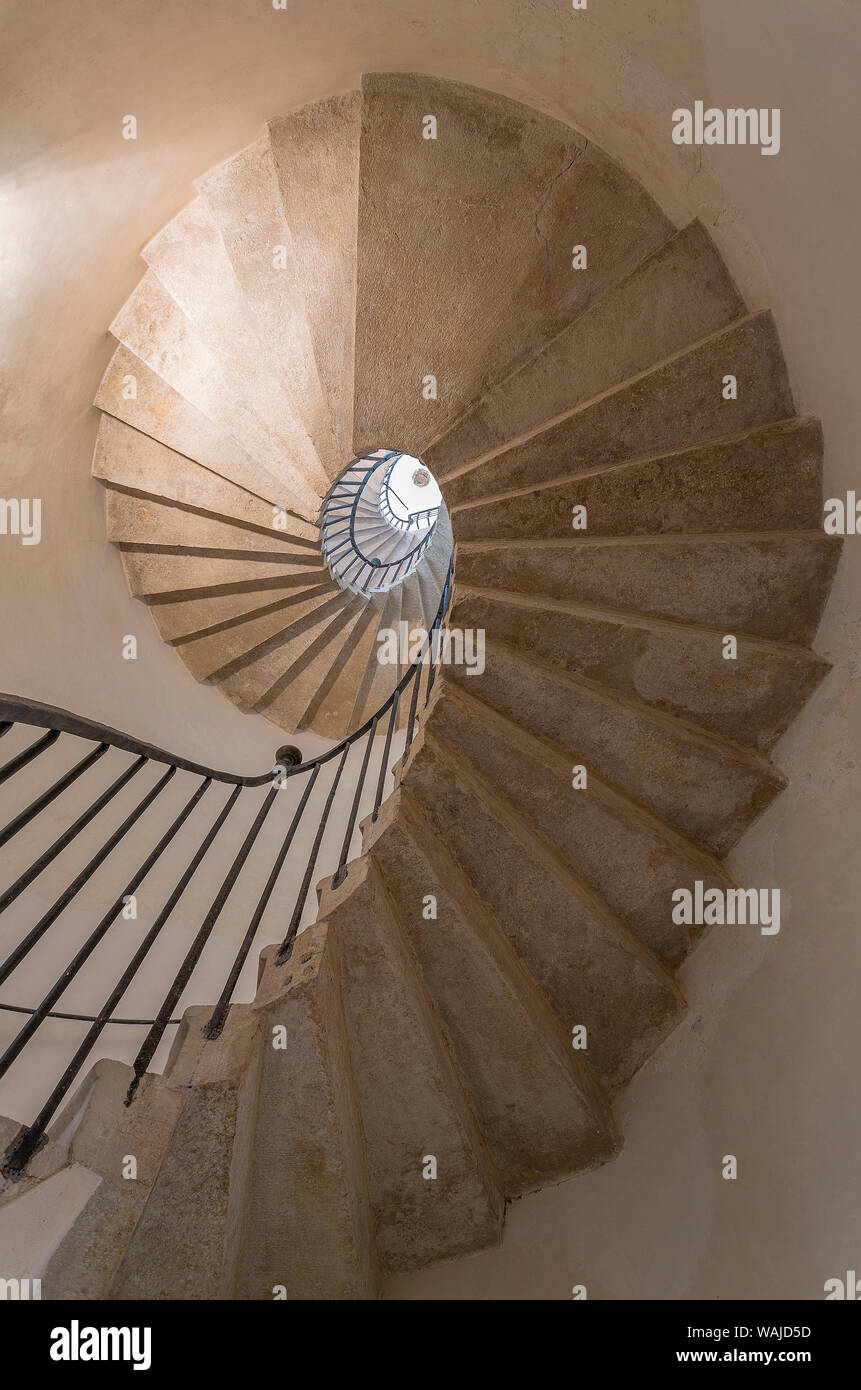 L'Europa, Italia e Venezia. La tromba delle scale a spirale. Credito come: Jim Nilsen Jaynes / Galleria / DanitaDelimont.com Foto Stock L'Europa, Italia e Venezia. La tromba delle scale a spirale. Credito come: Jim Nilsen Jaynes / Galleria / DanitaDelimont.com Foto Stock