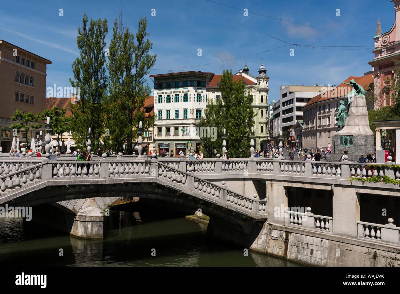 Triple ponte sopra il fiume Ljubljanica, Lubiana, Slovenia. Foto Stock