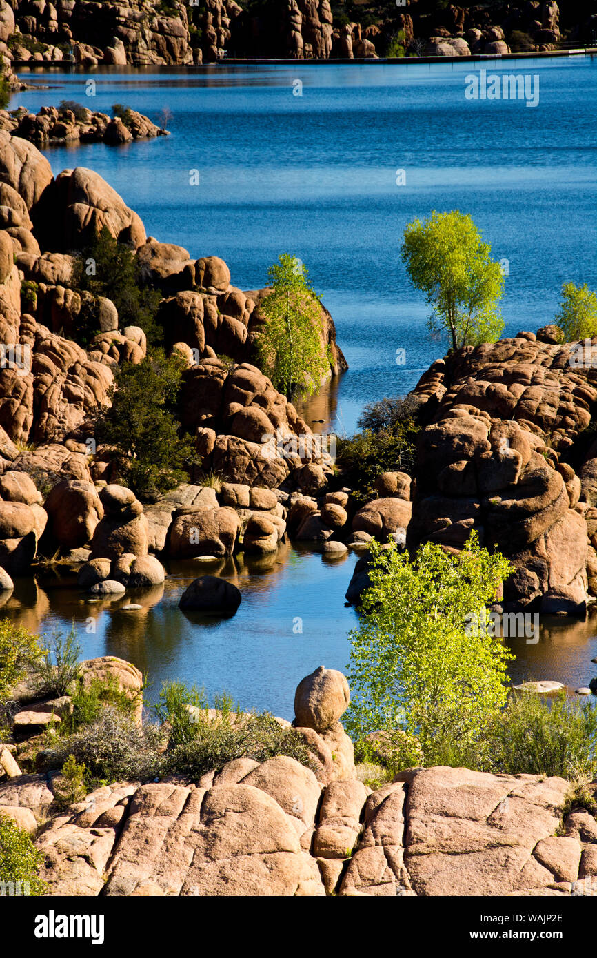 Il granito Dells, Watson Lago, Prescott, Arizona, Stati Uniti. Foto Stock