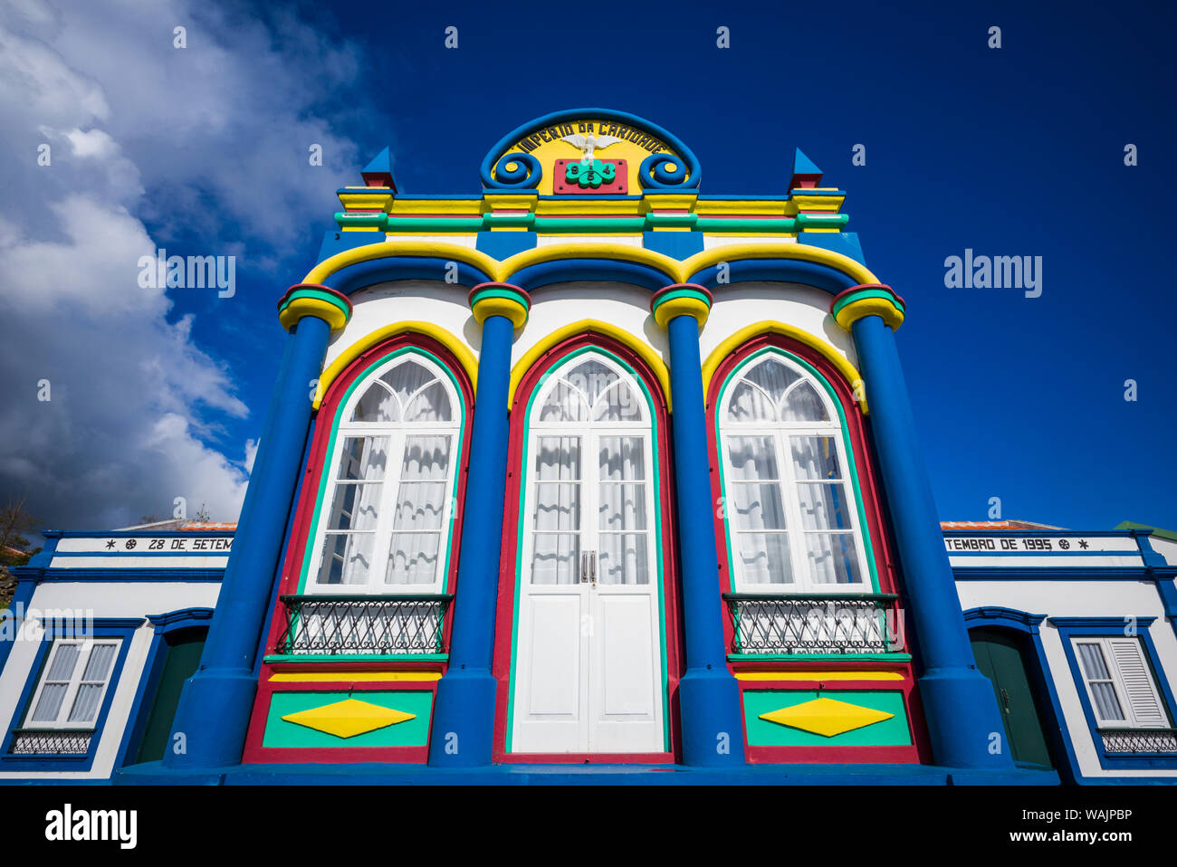 Portogallo Azzorre, l'isola di Terceira, Praia da Vitoria. Praia da Vitoria Imperio cappella Foto Stock