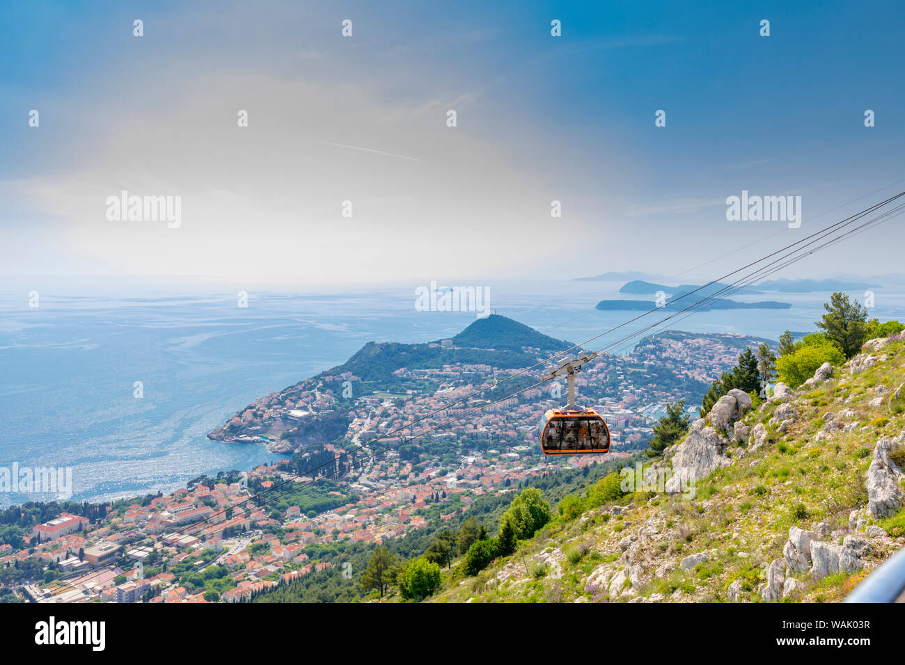 Croazia, Dubrovnik. Panoramica della funivia e città dalla montagna. Credito come: Fred Signore Jaynes / Galleria / DanitaDelimont.com Foto Stock