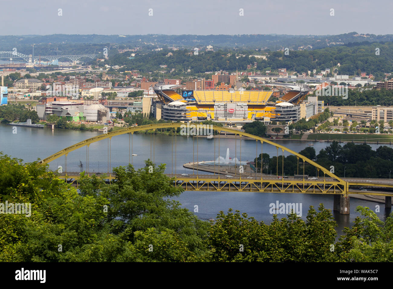 Fort Pitt Bridge, Pittsburgh, Pennsylvania, STATI UNITI D'AMERICA Foto Stock