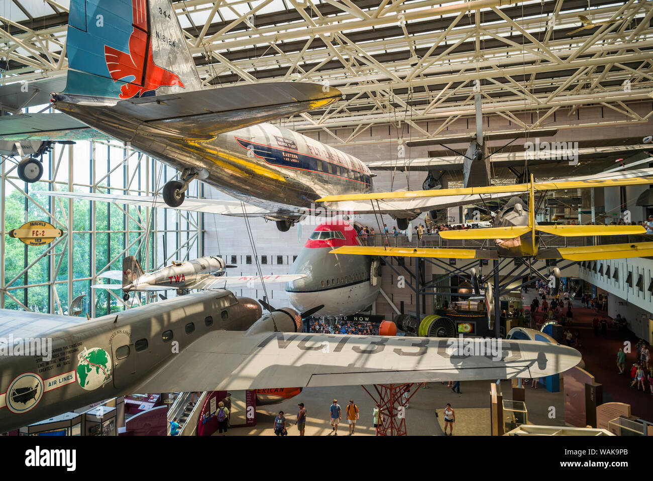 Stati Uniti d'America, Washington D.C. Museo Nazionale dell'aria e dello spazio, pionieri del volo, 1930 DC-3 aereo di linea (solo uso editoriale) Foto Stock