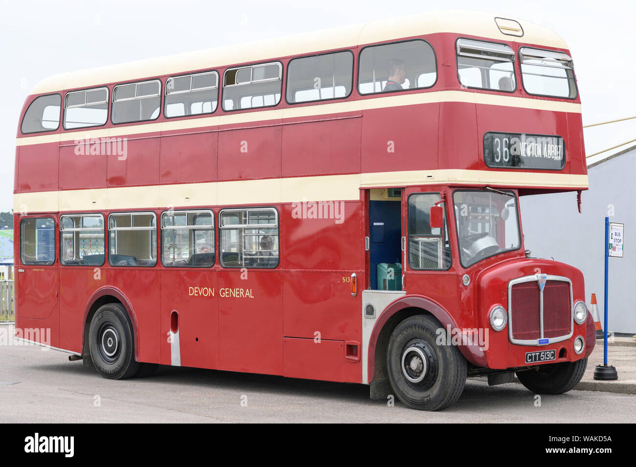 1965 Devon azionato generale AEC Regent V Park Royal body double decker bus. Foto Stock