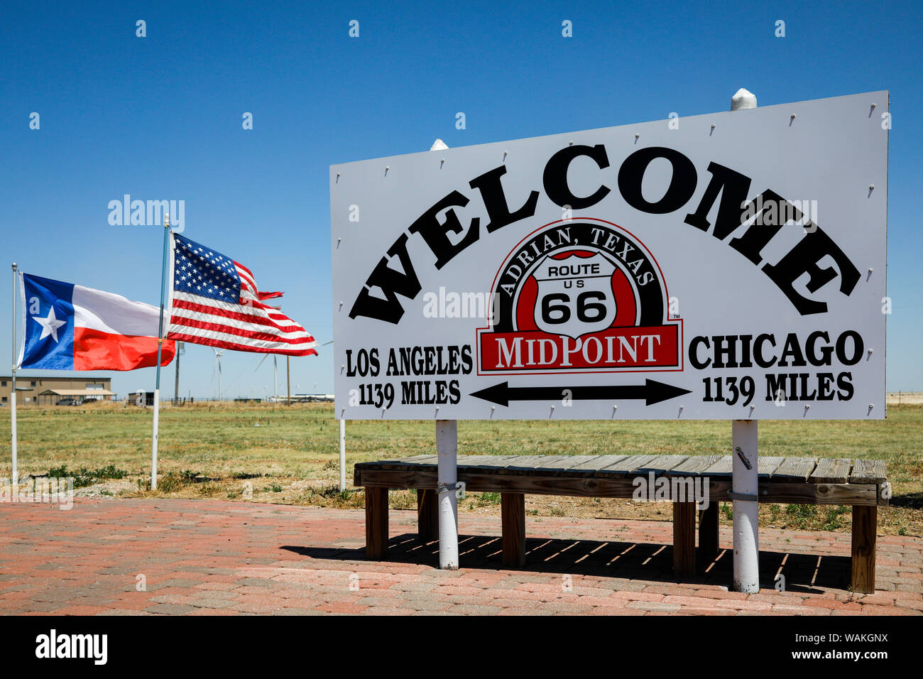 Adrian, Texas, Stati Uniti d'America. Rout 66 Punto centrale Foto Stock