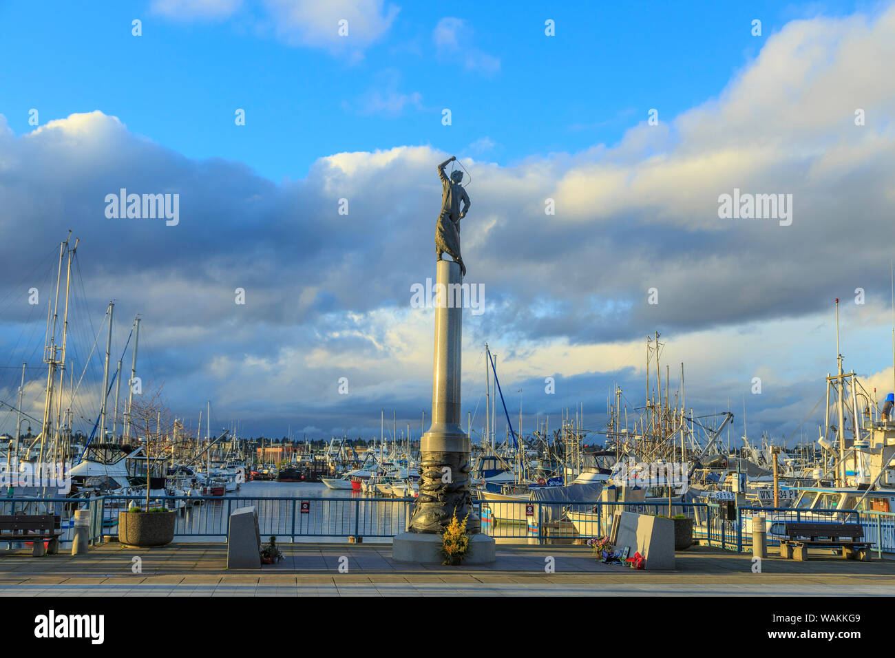 Pescatori al memoriale di pescatori del terminale, Salmon Bay, Ballard, Seattle, nello Stato di Washington, USA. (Solo uso editoriale) (solo uso editoriale) Foto Stock