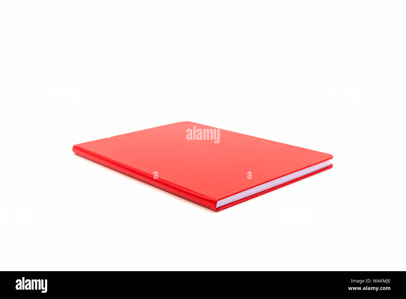 In prossimità di colore rosso in pelle per portatile isolato su sfondo bianco. Foto Stock
