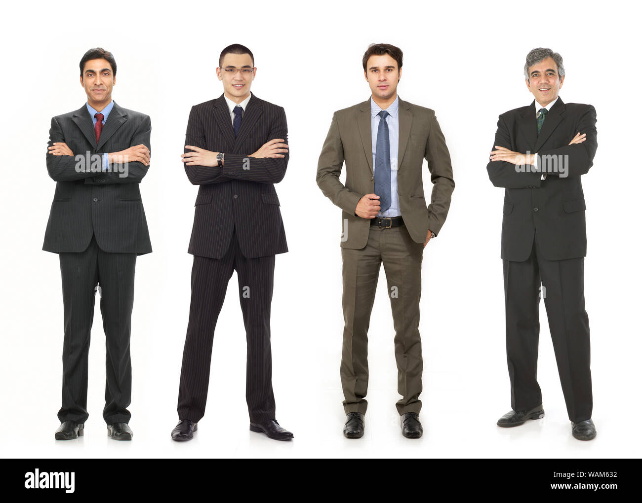 Un gruppo di dirigenti aziendali in piedi insieme Foto Stock