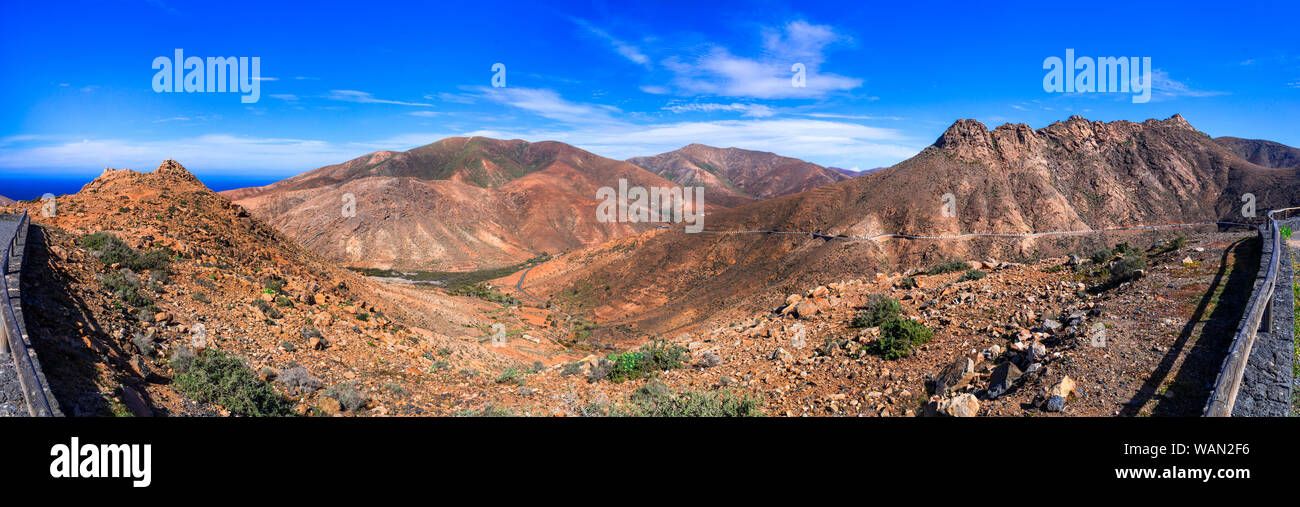 Paesaggio idilliaco di lava vulcanica isola di Fuerteventura. Isole Canarie Spagna Foto Stock