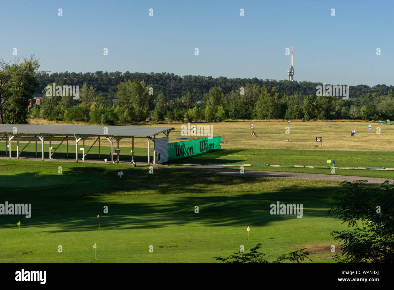 Gamma di guida Rohansky ostrov, è la formazione di area da golf sull'isola Rohansky a Praga (CTK foto/Vaclav Zahorsky) Foto Stock