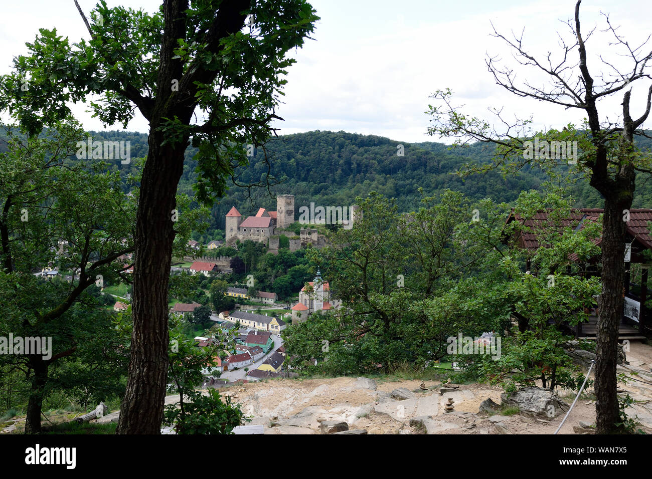 Hardegg, bassa Austria, Austria. Il Parco Nazionale di Thayatal, insieme al parco ceco Národní Podyjí Foto Stock